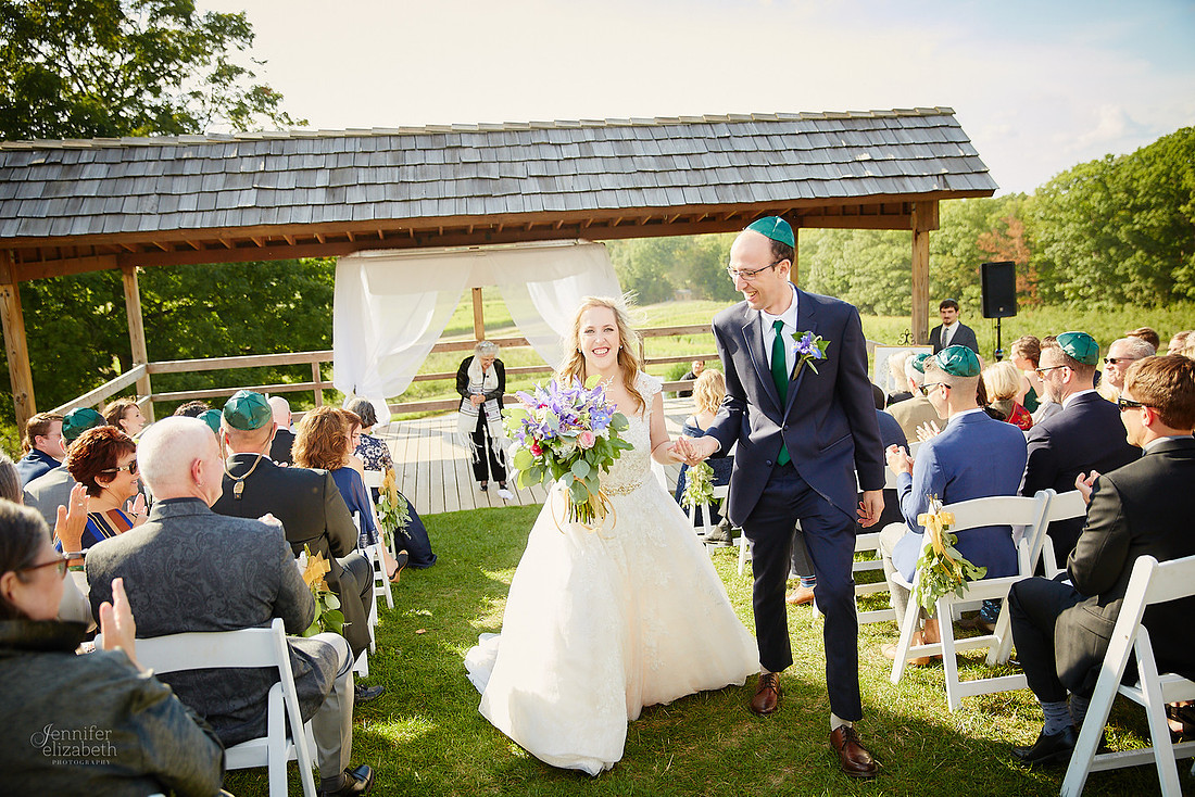 Melissa & Justin: Wedding at Mapleside Farms in Brunwick