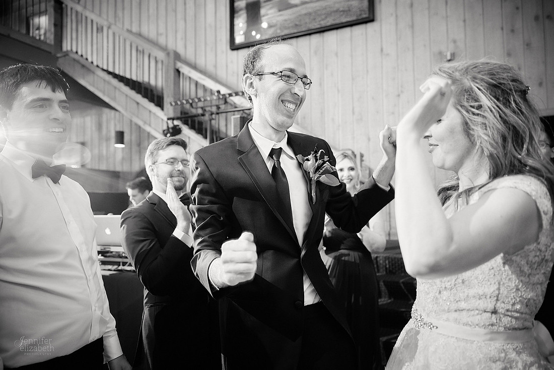 Melissa & Justin: Wedding at Mapleside Farms in Brunwick
