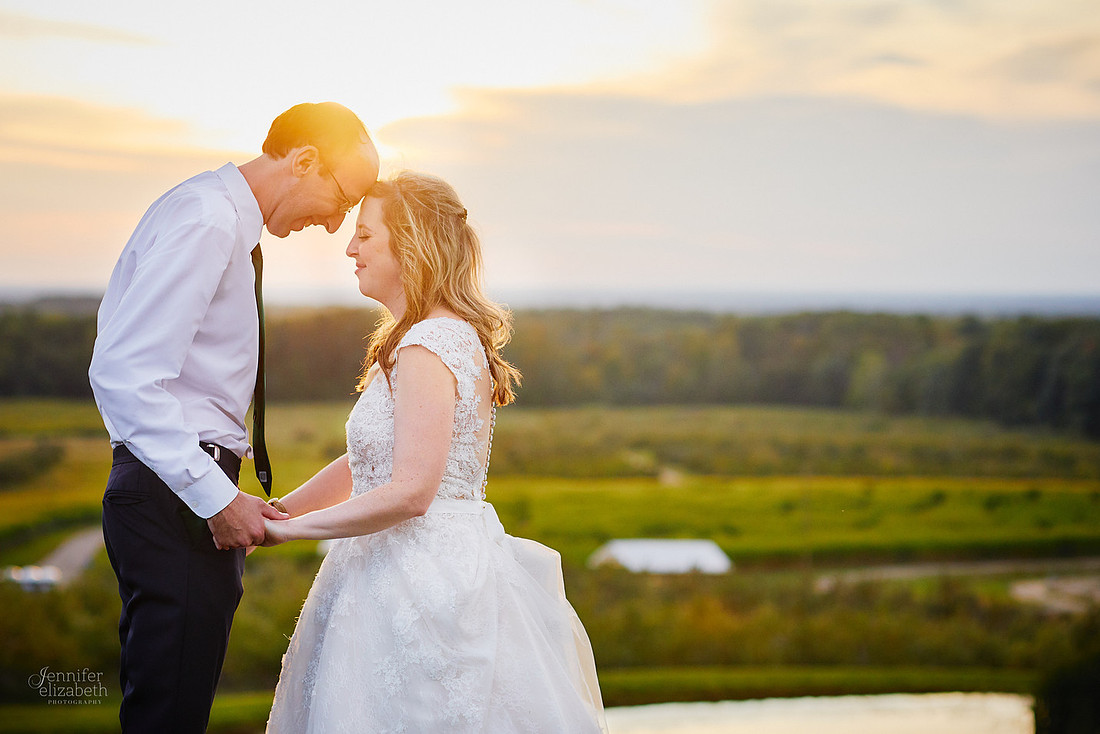 Melissa & Justin: Wedding at Mapleside Farms in Brunwick
