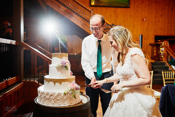 Melissa & Justin: Wedding at Mapleside Farms in Brunwick