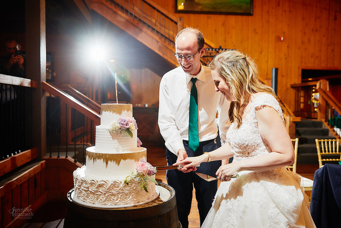 Melissa & Justin: Wedding at Mapleside Farms in Brunwick