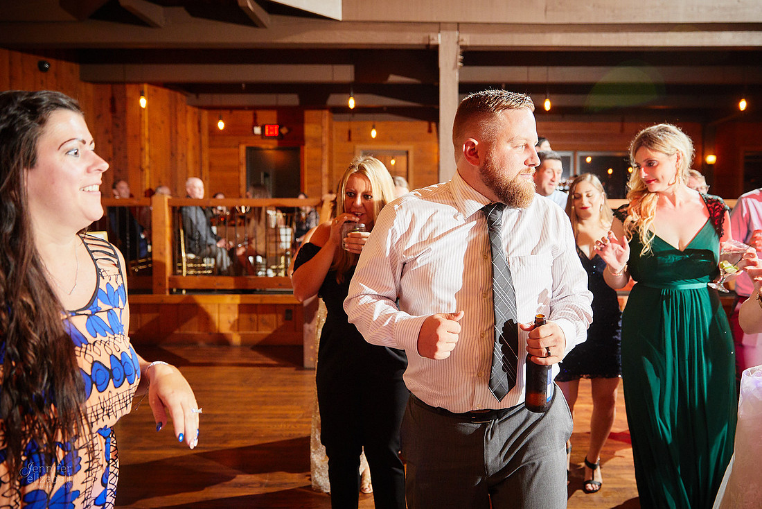 Melissa & Justin: Wedding at Mapleside Farms in Brunwick