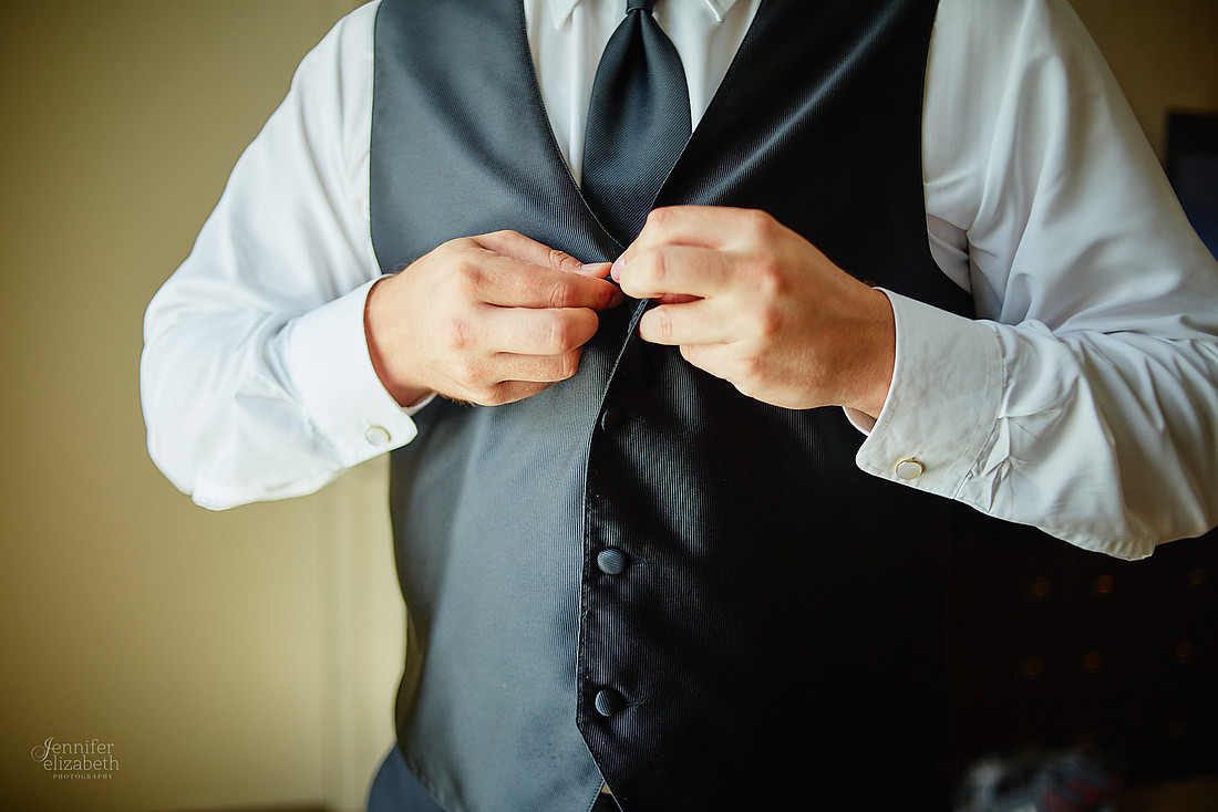 Jamie & Joe: Wedding at Squaw-Creek Avalon Golf and Country Club