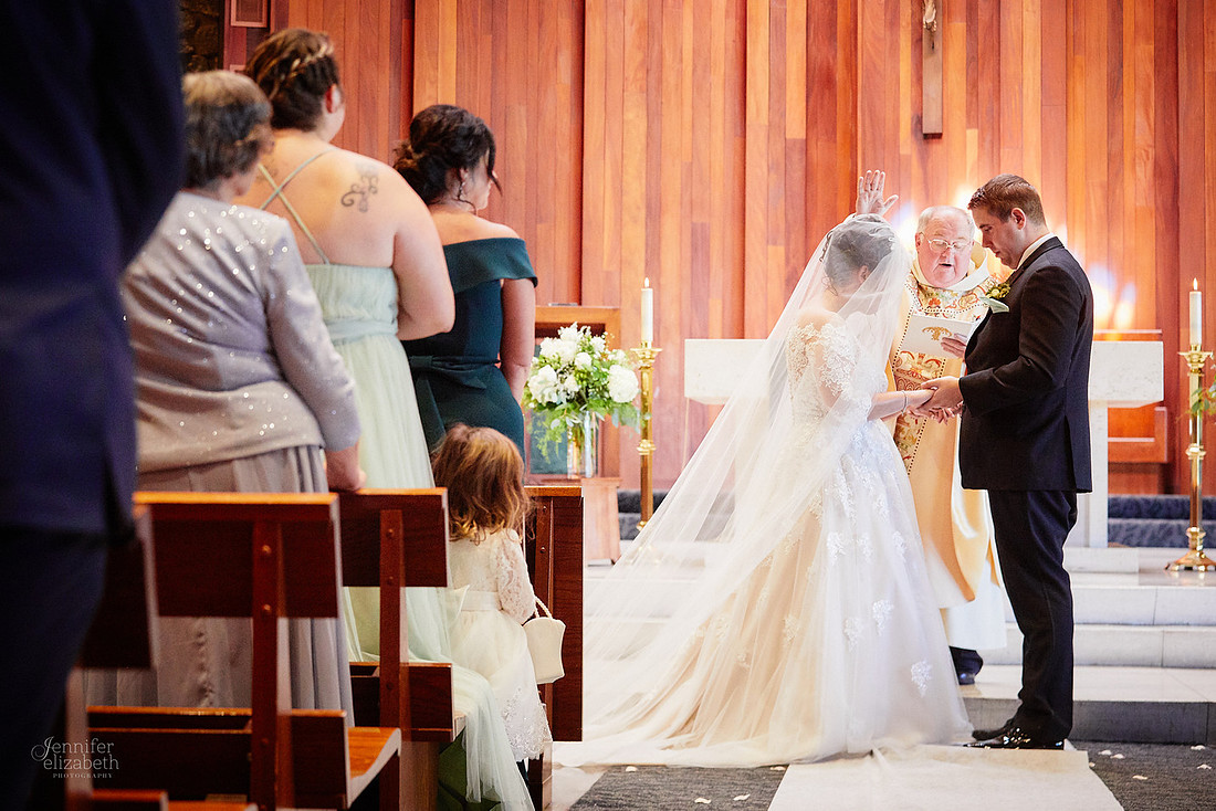 Jamie & Joe: Wedding at Squaw-Creek Avalon Golf and Country Club