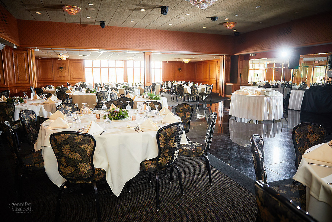 Jamie & Joe: Wedding at Squaw-Creek Avalon Golf and Country Club