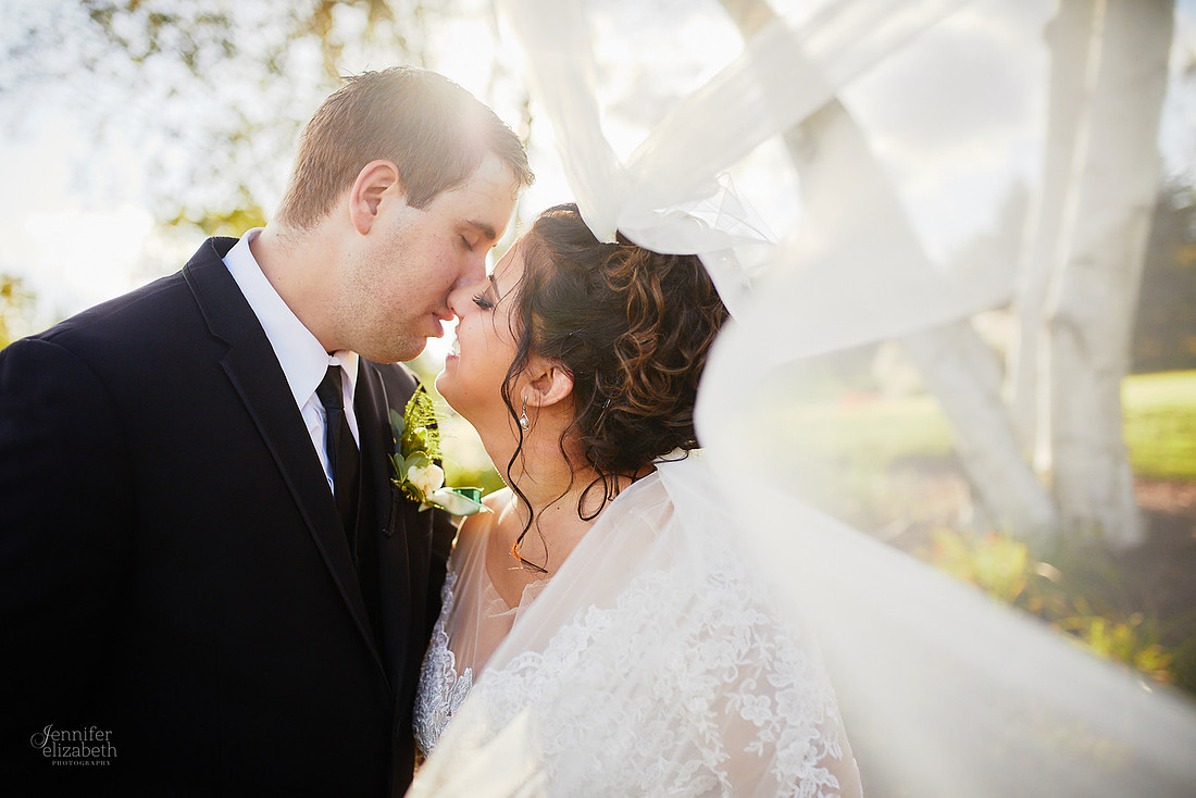 Jamie & Joe: Wedding at Squaw-Creek Avalon Golf and Country Club