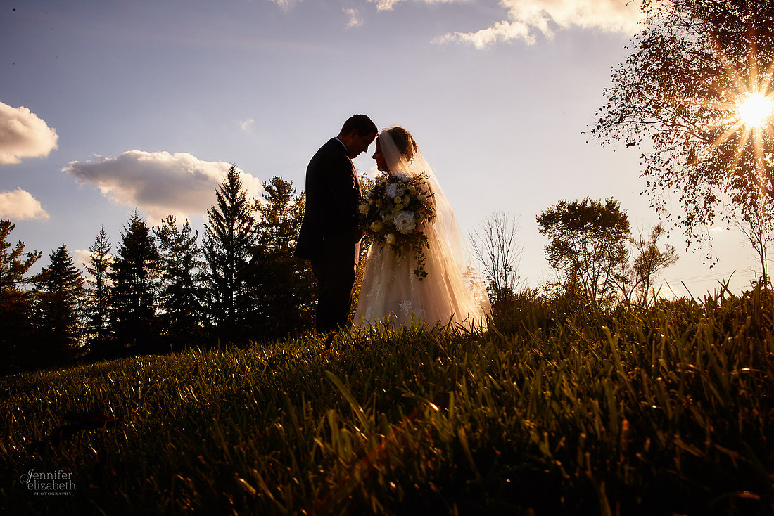 Jamie & Joe: Wedding at Squaw-Creek Avalon Golf and Country Club