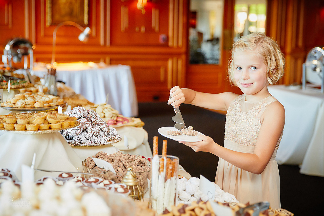 Jamie & Joe: Wedding at Squaw-Creek Avalon Golf and Country Club