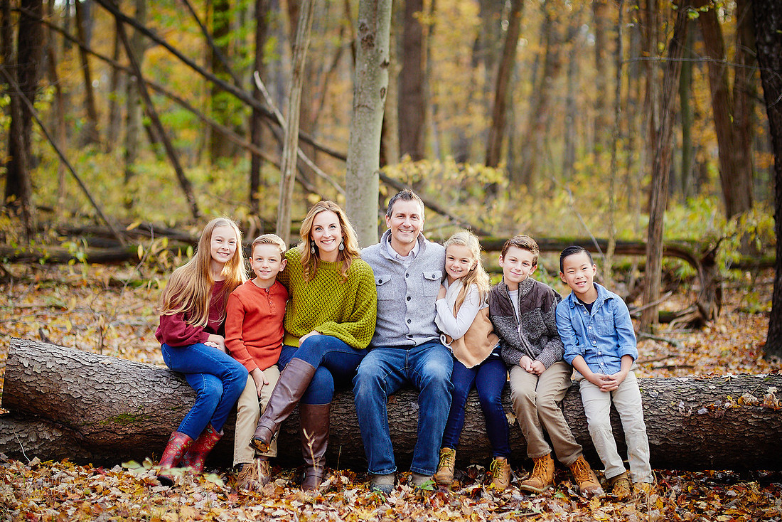 The D Family: Backyard Portrait Session in Aurora