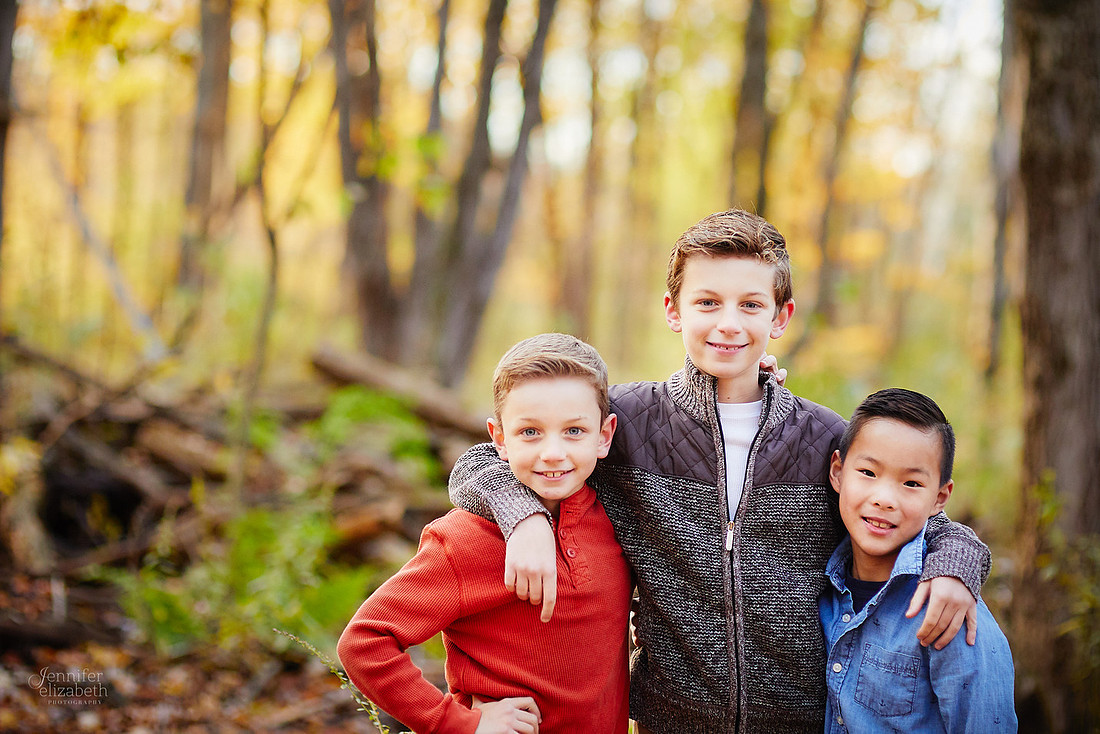 The D Family: Backyard Portrait Session in Aurora