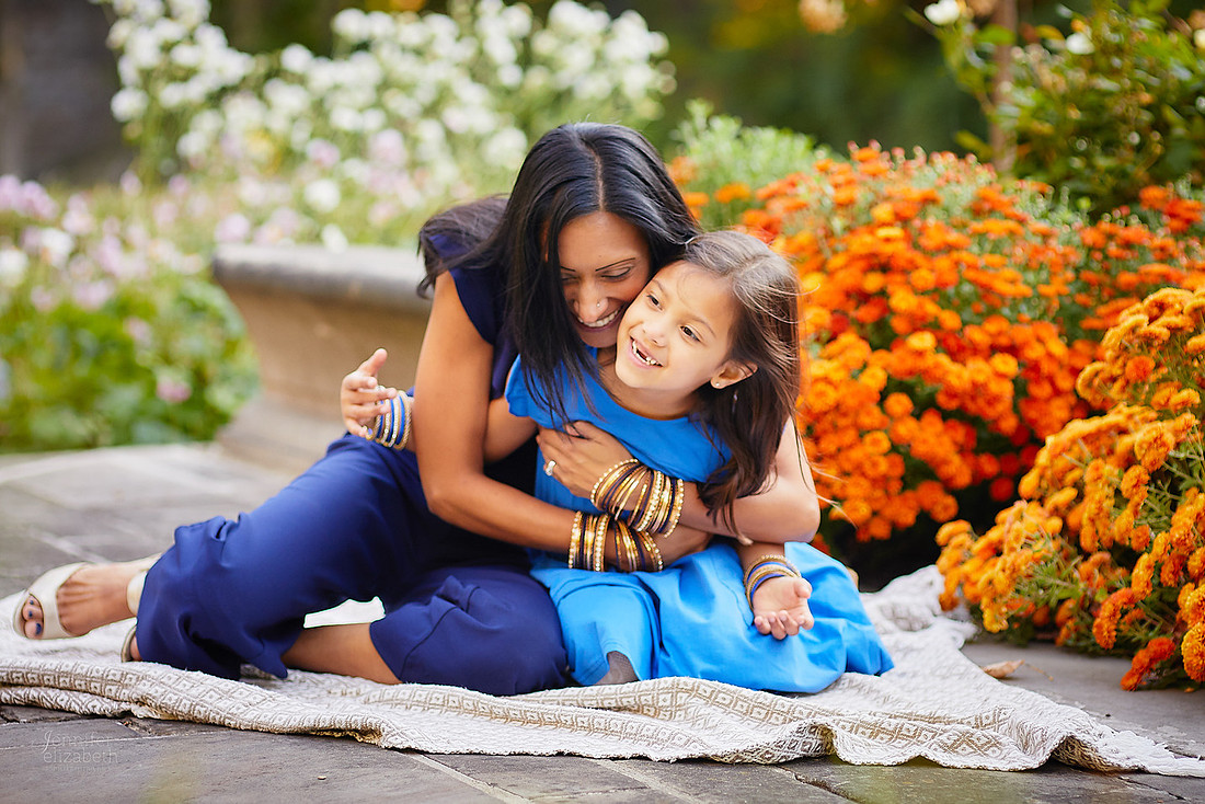 The G Family: Portrait Session at the Irish Cultural Garden