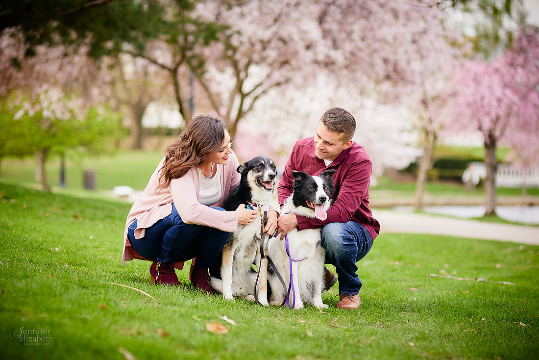 Tara & Pat: Engagement Session at the Cleveland Museum of Art and Wade Oval