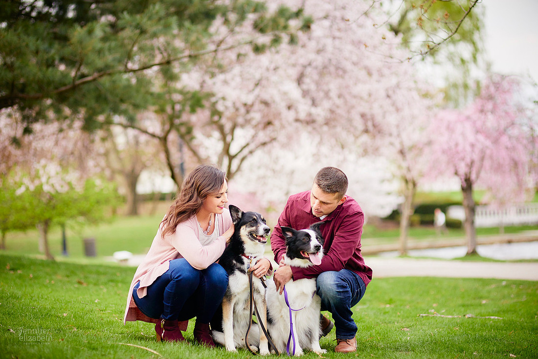 Tara & Pat: Engagement Session at the Cleveland Museum of Art and Wade Oval