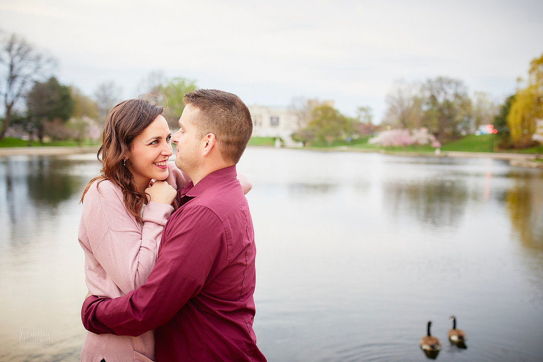 Tara & Pat: Engagement Session at the Cleveland Museum of Art and Wade Oval