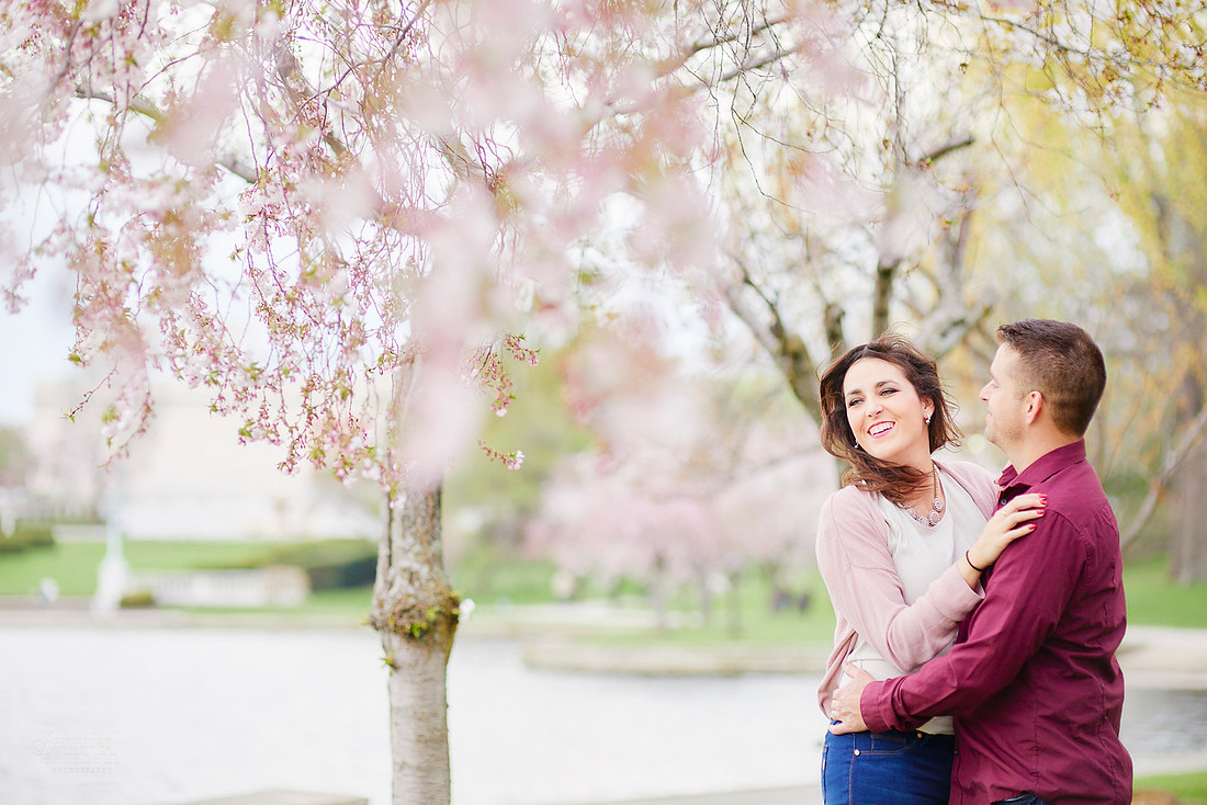 Tara & Pat: Engagement Session at the Cleveland Museum of Art and Wade Oval