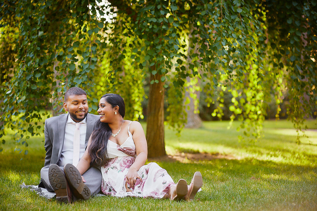 Stephanie & Vick: Engagement at Schoepfle Gardens