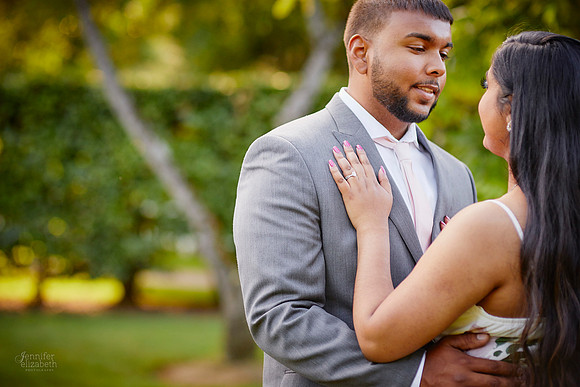Stephanie & Vick: Engagement at Schoepfle Gardens
