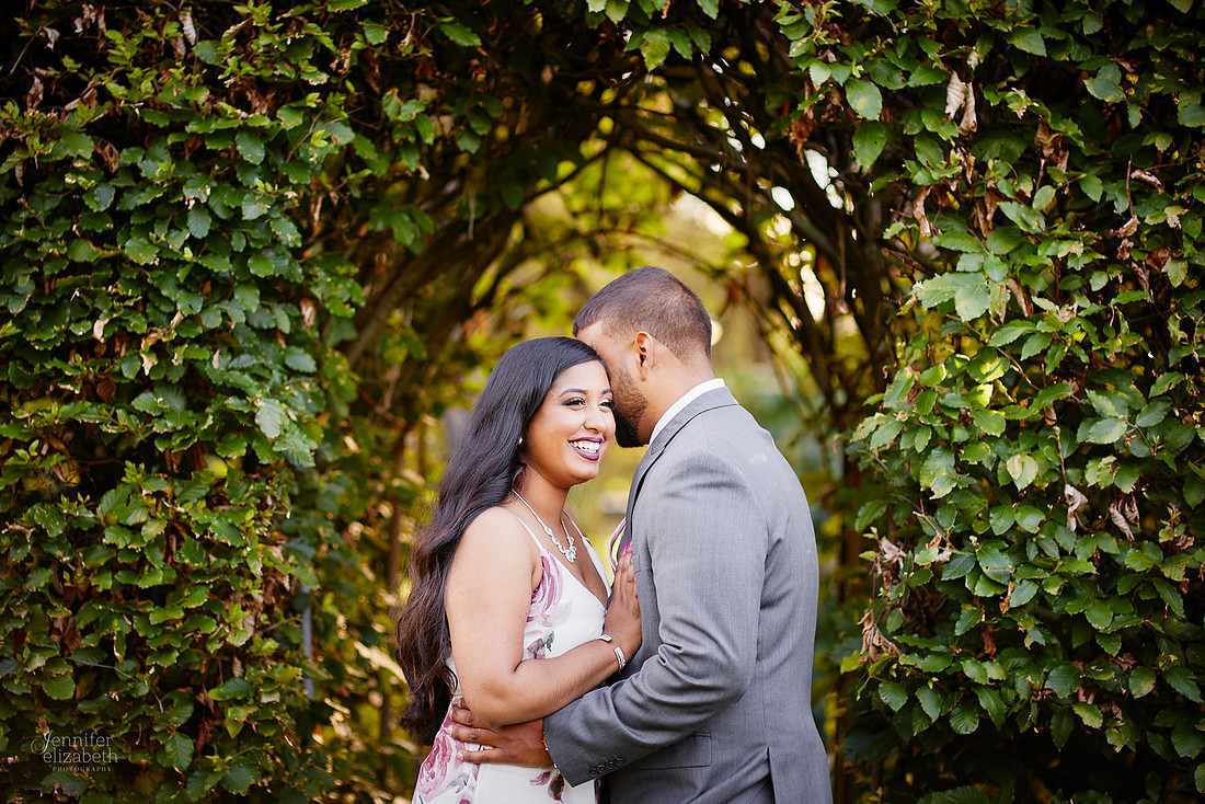 Stephanie & Vick: Engagement at Schoepfle Gardens
