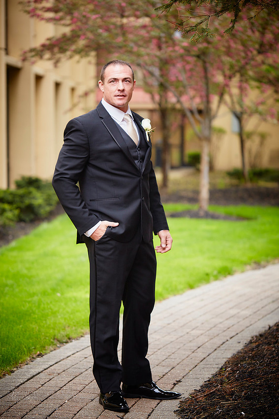 Chrissy and Mike's Spring Wedding at the Cleveland Airport Marriott Hotel