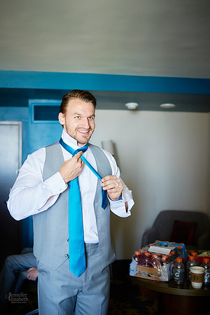 Emily & Brett: Great Lakes Science Center Wedding in Cleveland