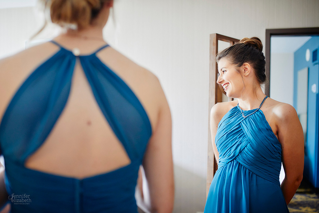 Emily & Brett: Great Lakes Science Center Wedding in Cleveland