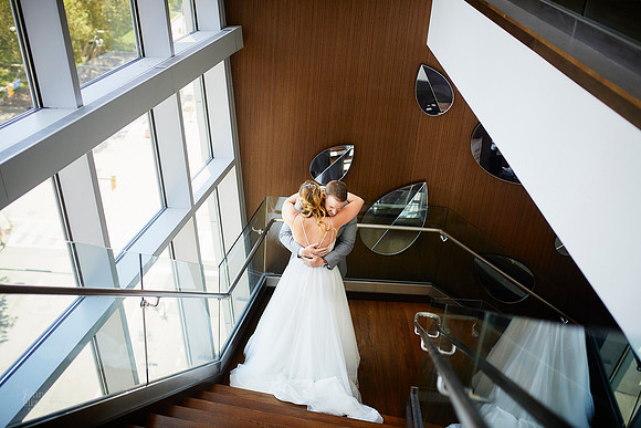 Emily & Brett: Great Lakes Science Center Wedding in Cleveland