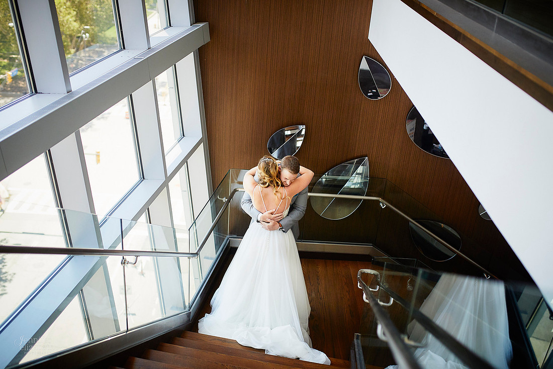 Emily & Brett: Great Lakes Science Center Wedding in Cleveland