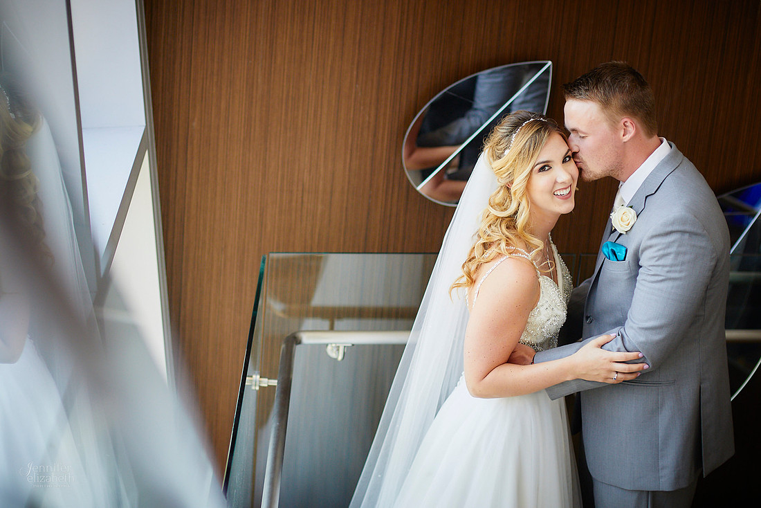 Emily & Brett: Great Lakes Science Center Wedding in Cleveland