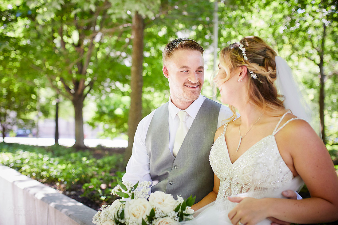 Emily & Brett: Great Lakes Science Center Wedding in Cleveland