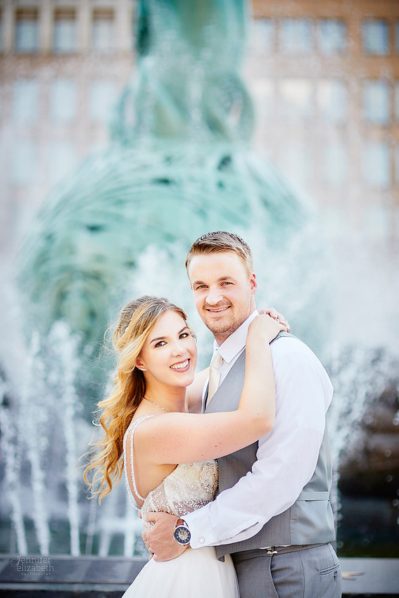 Emily & Brett: Great Lakes Science Center Wedding in Cleveland
