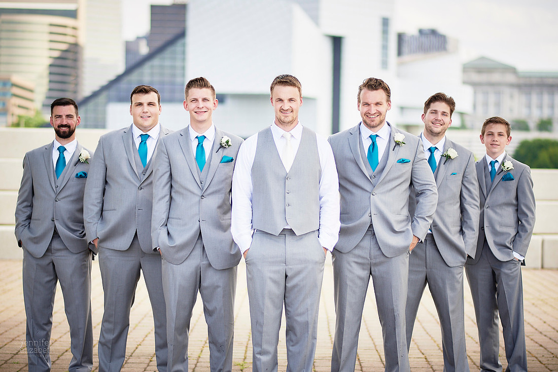 Emily & Brett: Great Lakes Science Center Wedding in Cleveland