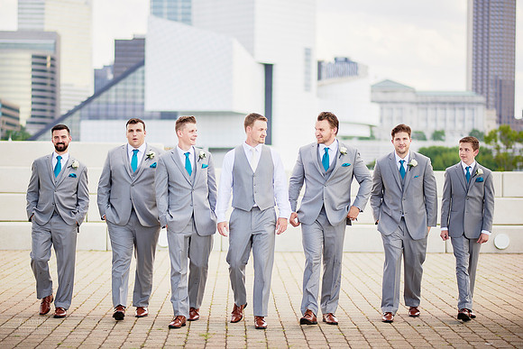 Emily & Brett: Great Lakes Science Center Wedding in Cleveland