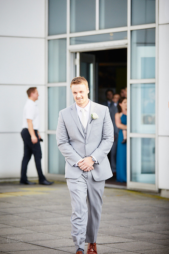 Emily & Brett: Great Lakes Science Center Wedding in Cleveland