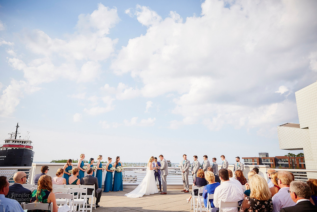 Emily & Brett: Great Lakes Science Center Wedding in Cleveland