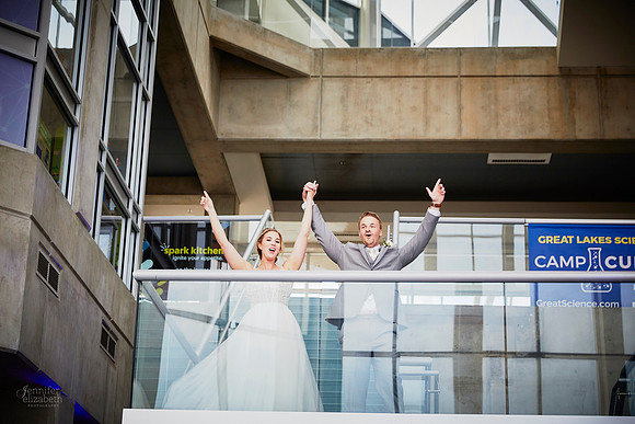 Emily & Brett: Great Lakes Science Center Wedding in Cleveland