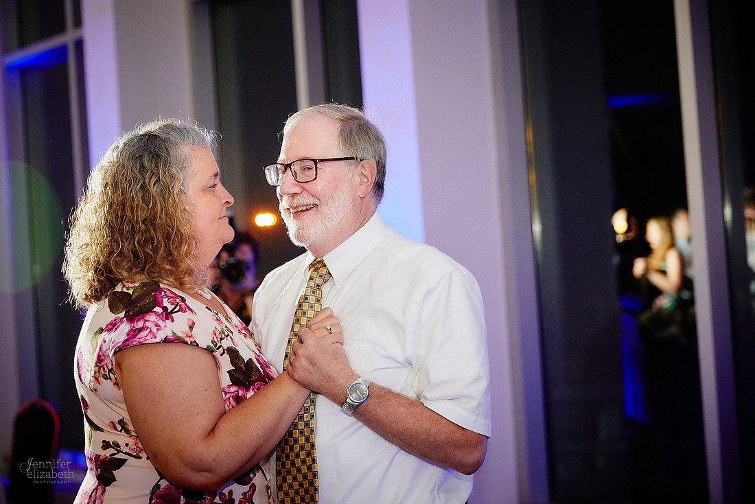 Emily & Brett: Great Lakes Science Center Wedding in Cleveland