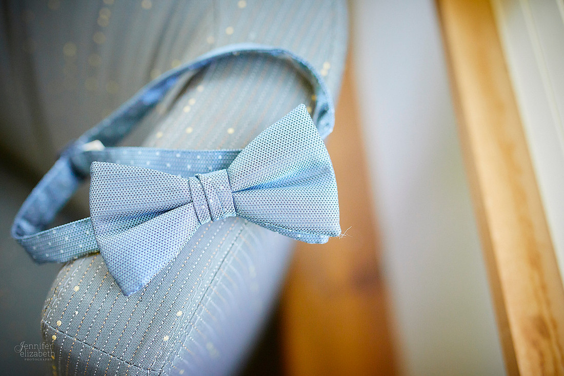 Liz & Zach: Wedding at Crown Point Ecology Center