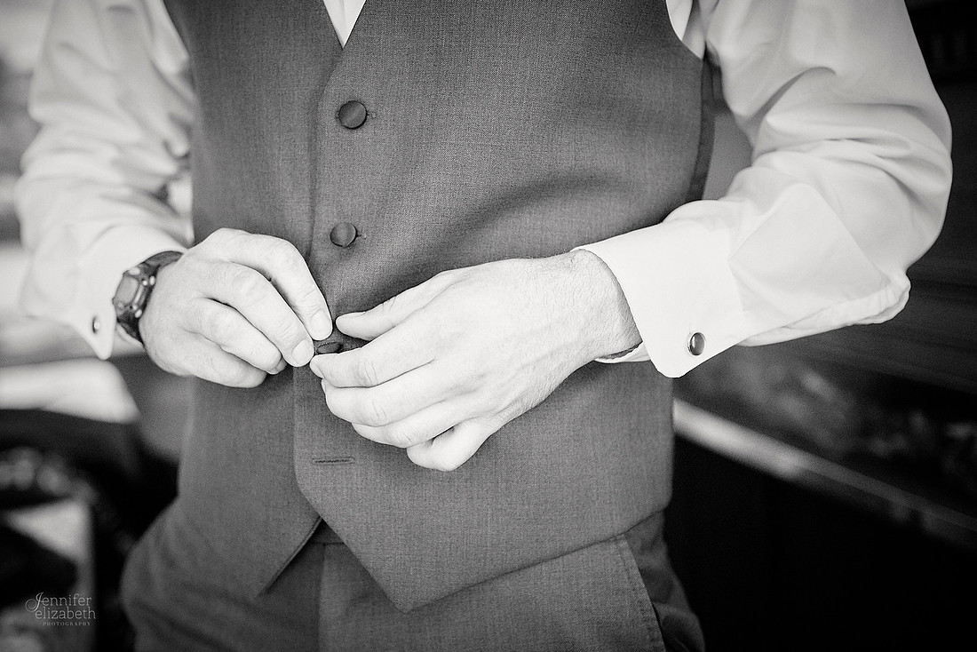 Liz & Zach: Wedding at Crown Point Ecology Center