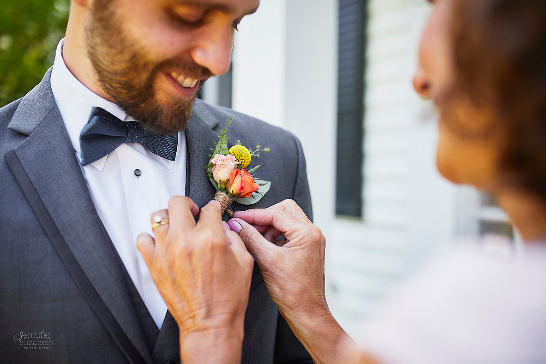 Liz & Zach: Wedding at Crown Point Ecology Center