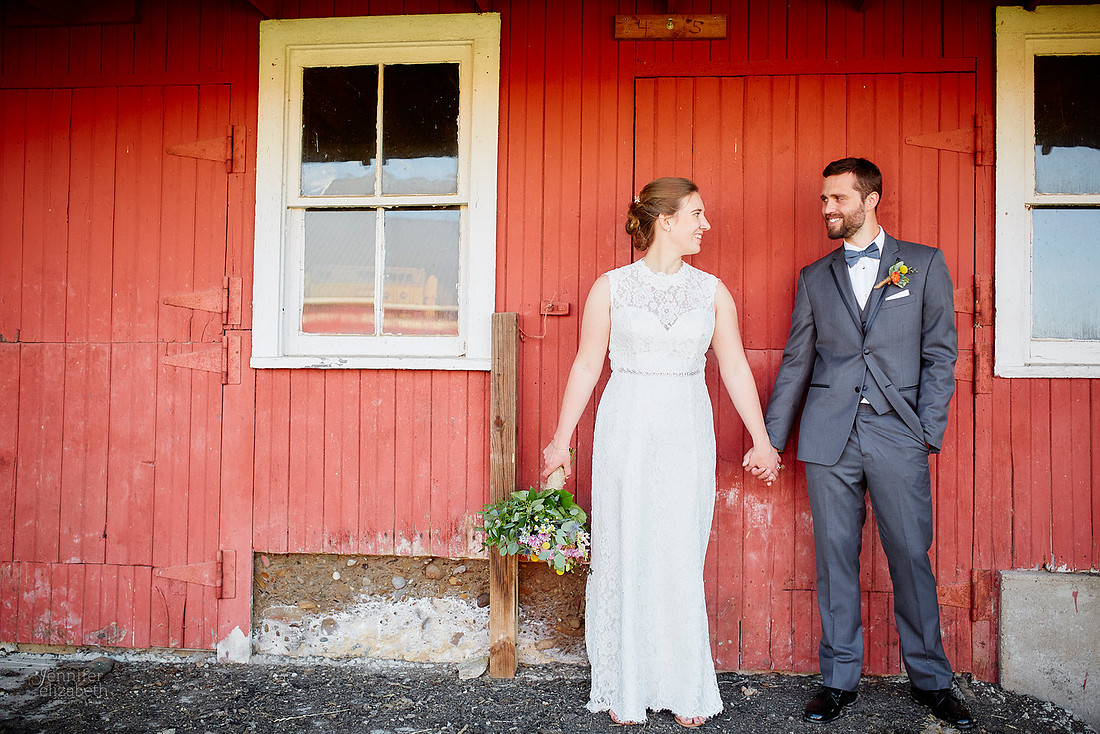 Liz & Zach: Wedding at Crown Point Ecology Center