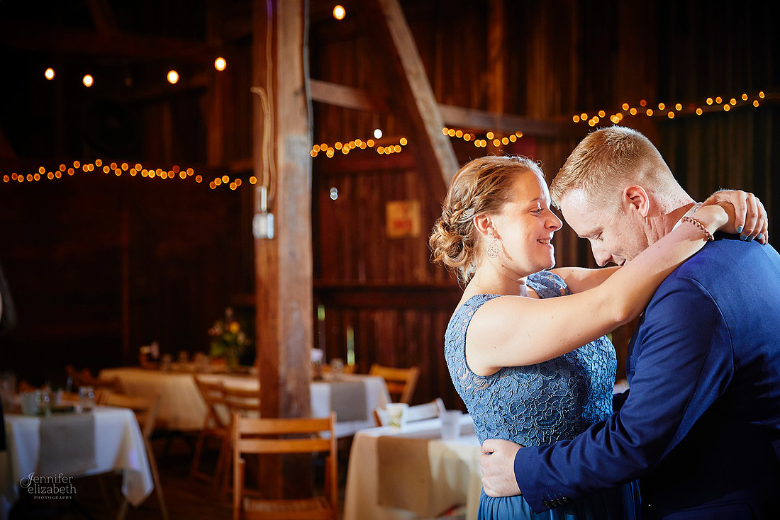 Liz & Zach: Wedding at Crown Point Ecology Center