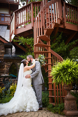 Deniz & Joey: Wedding at Landoll's Mohican Castle