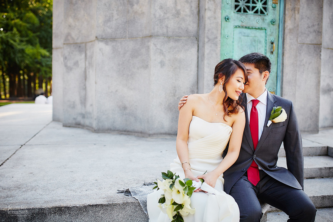 Adrienne & Kevin: Brooklyn, New York Wedding