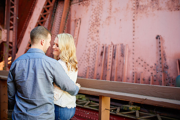 Jordyn & Joe: Engagement Session in The Flats and Cultural Gardens