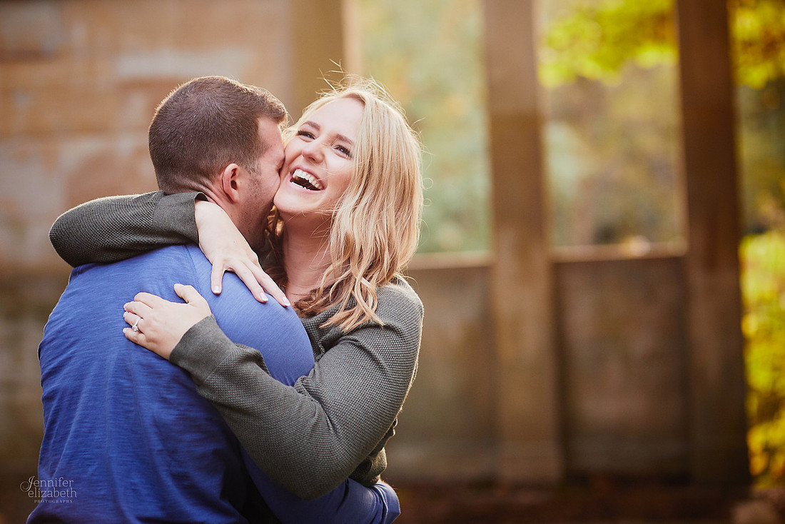 Jordyn & Joe: Engagement Session in The Flats and Cultural Gardens