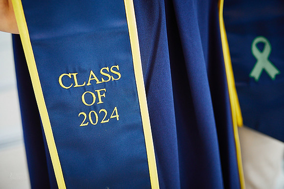 Lily & Hunter: Graduation Session at Kent State University