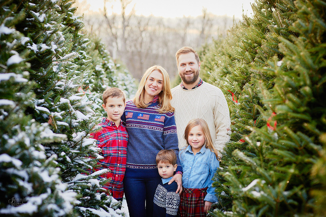 Micro Mini Portrait Sessions at Sugar Pines Farm