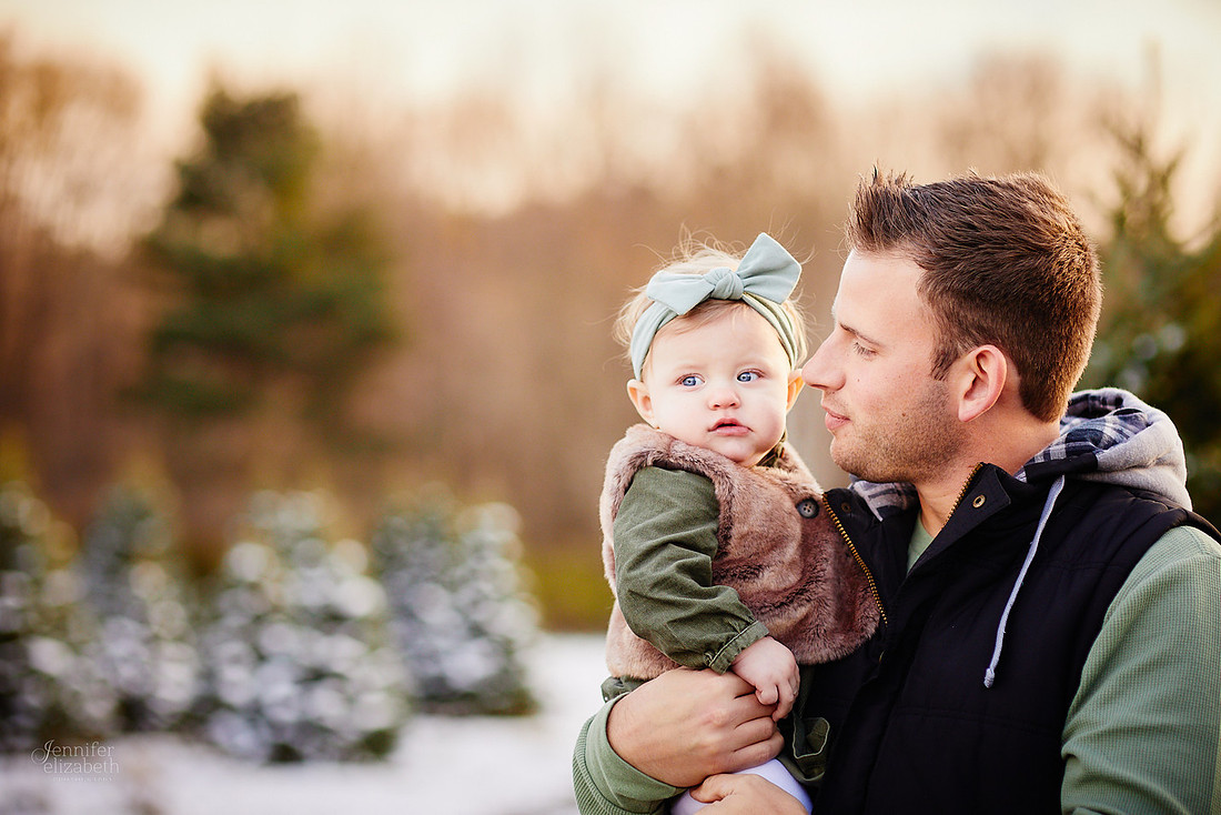 Micro Mini Portrait Sessions at Sugar Pines Farm