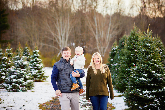 Micro Mini Portrait Sessions at Sugar Pines Farm