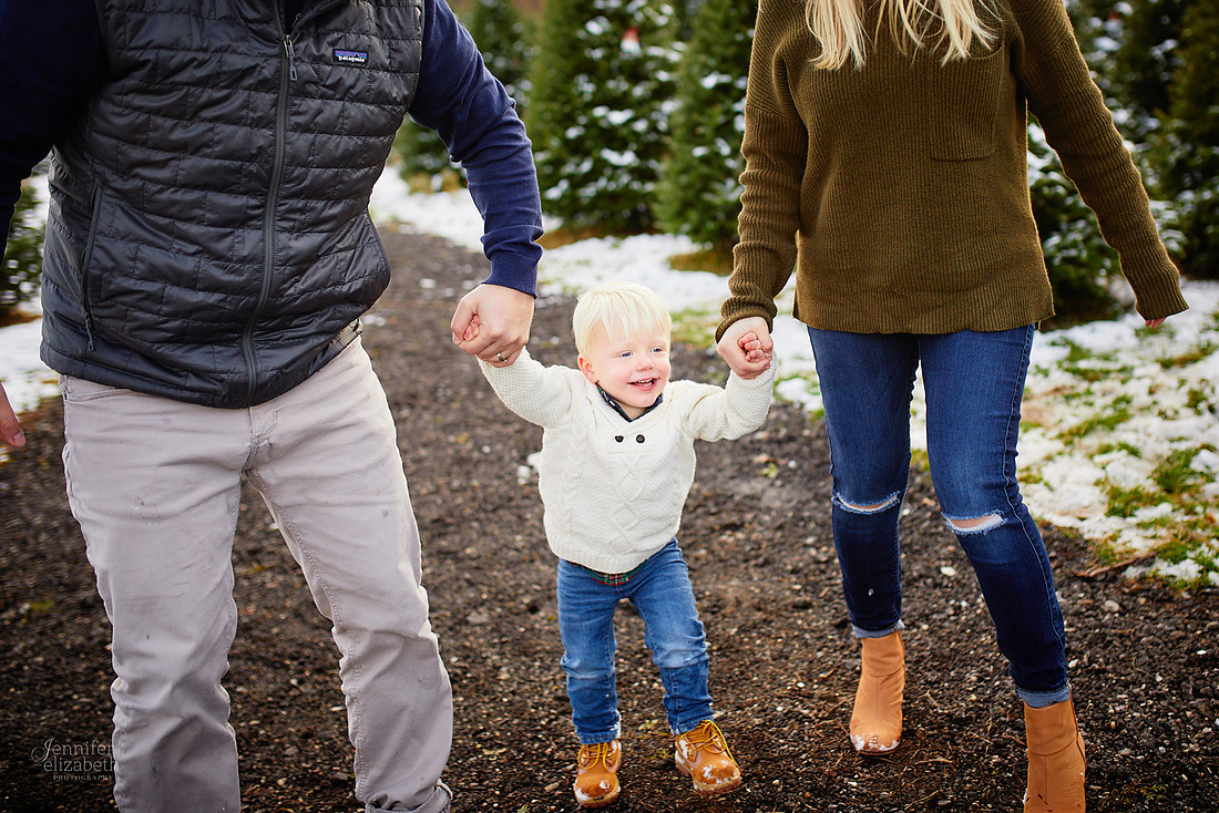Micro Mini Portrait Sessions at Sugar Pines Farm